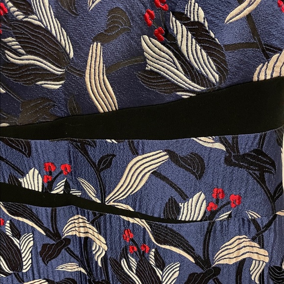 Escada Floral Dress With Statement Neckline Size 44 - Picture 14 of 15